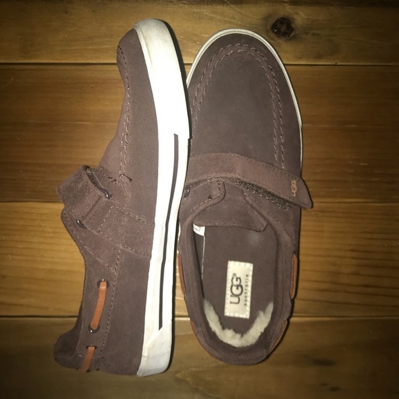 Children’s UGG shoes - Picture 2 of 7